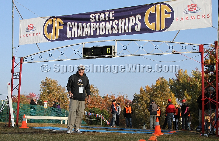 12CIFXCGD3-001.JPG - 2012 California CIF Cross Country Championships, Woodward Park, Fresno, California, November 24.